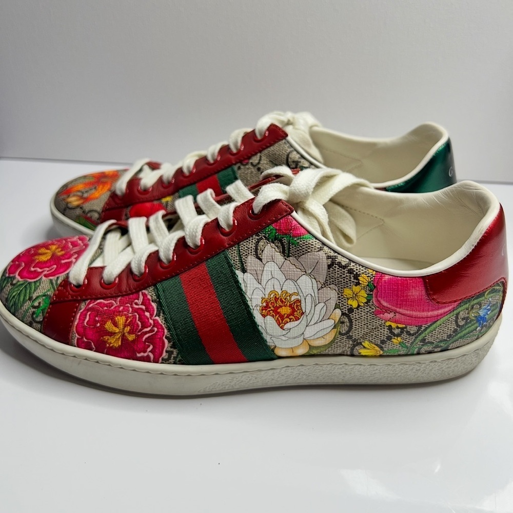 Gucci Ace GG Supreme Red and Green Floral Print Sneakers